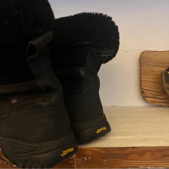 Mens UGG 10 Butte Winter Boot - Black Lace Up - Picture 6 of 6